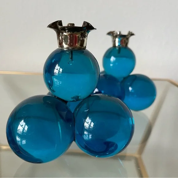 Pair of Retro Vintage Blue Lucite Grape Candle Holders - Picture 9 of 15